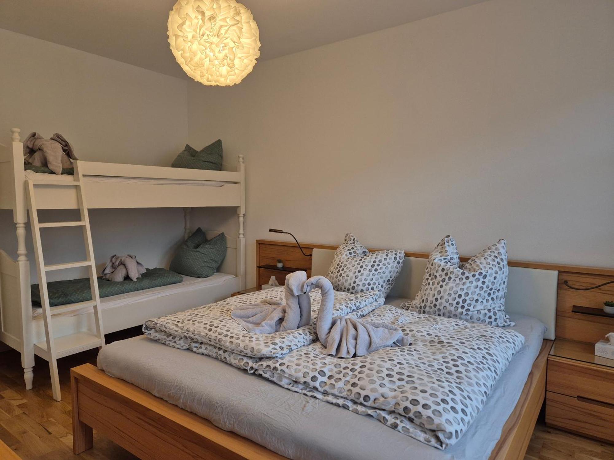 *****Saxonia De Luxe***** Neue & Hochwertige 50Qm² 2-Zimmer-Ferienwohnung In Chemnitz Mit Parkplatz & Wie Zuhause Wohlfuehlatmosphaere - My Feel@Home Apartment In Chemnitz Exteriör bild